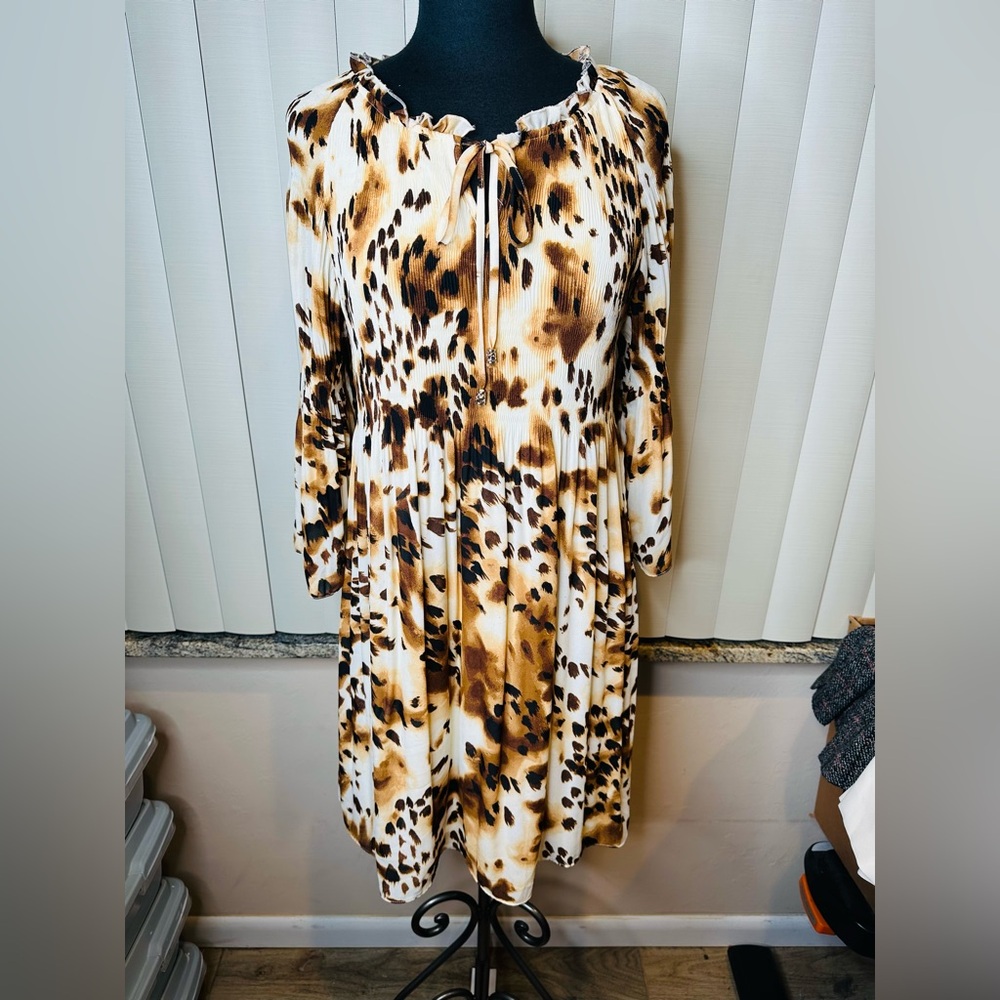 Ninety Clothing CO Leopard Print Pleated Long Sleeve Dress